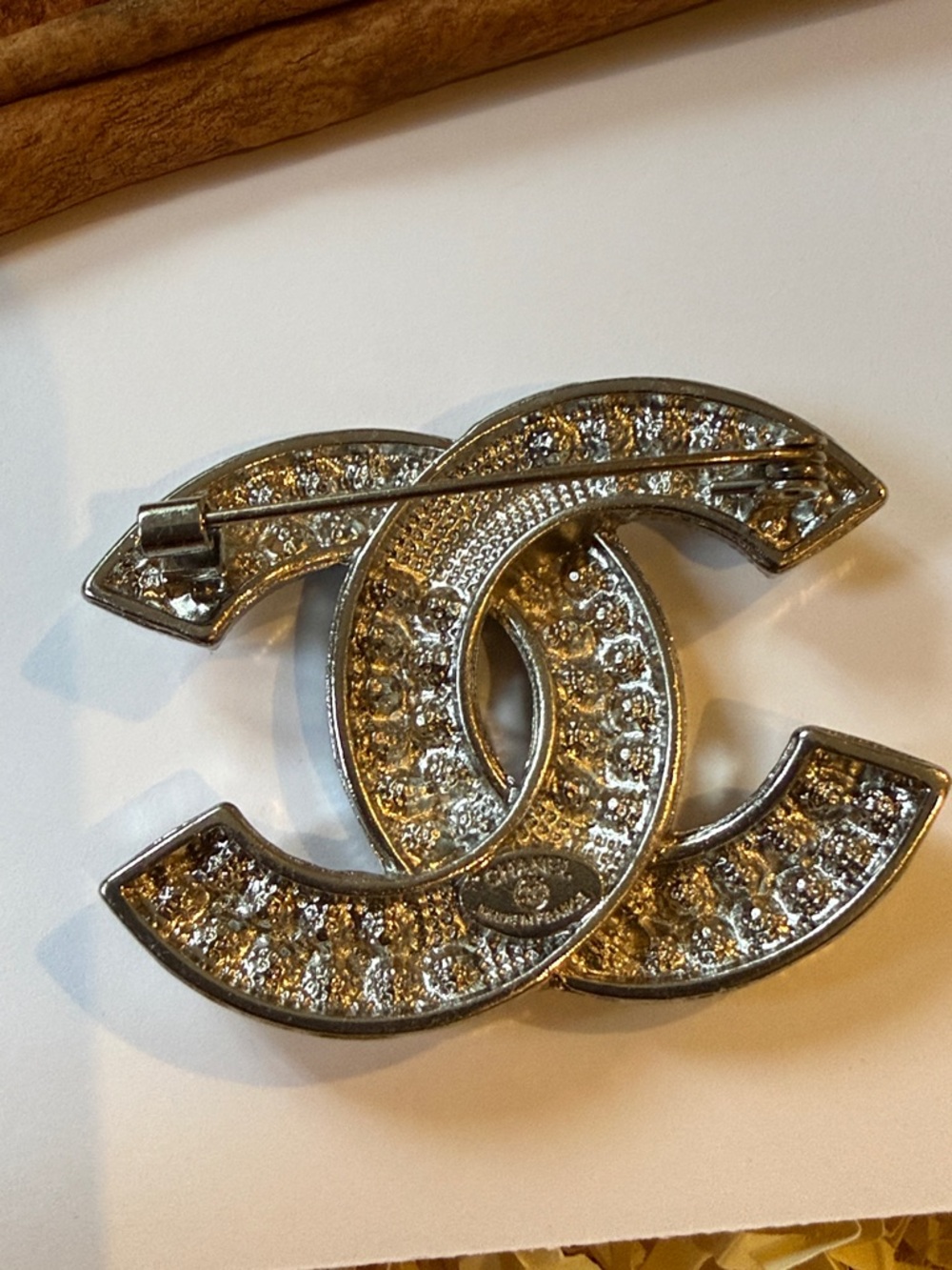 Fashion Jewelry Silver Crystal Interlocking CC Brooch - Picture 5 of 6
